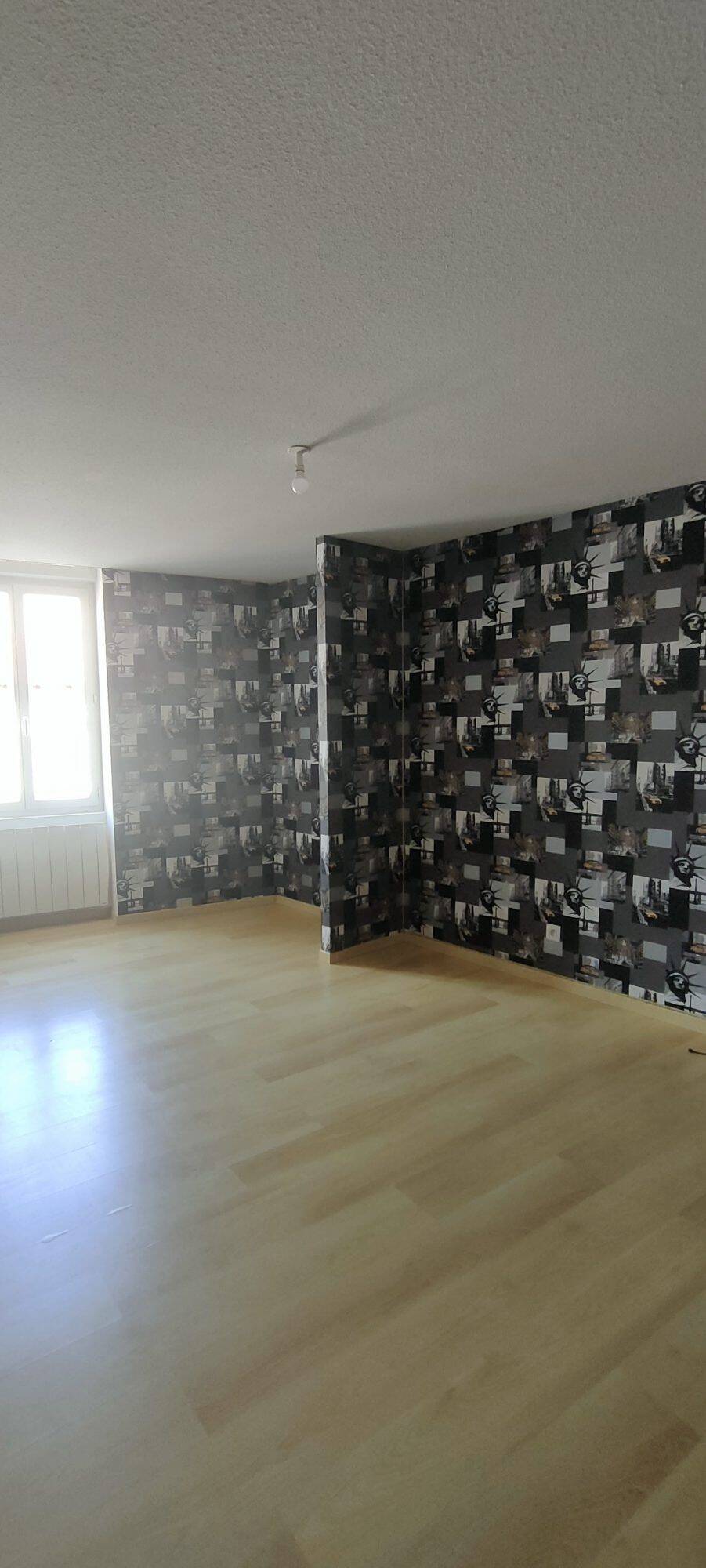 Maison à louer, 110m², NEULISE