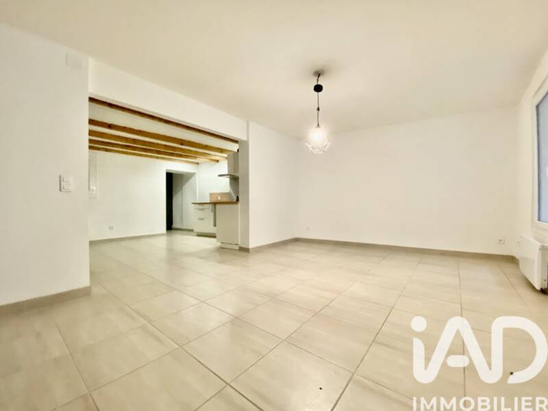 Maison à louer, 76m², ARAMON