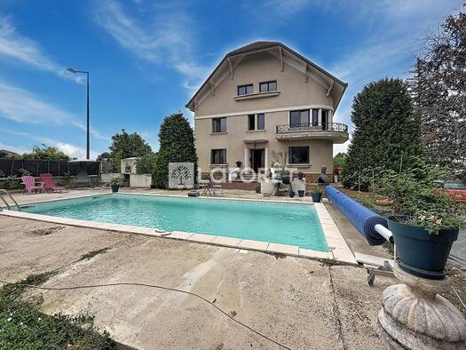 Maison à vendre 348 000 € 10 pièces 6 chambres 296,98 m² 2 052 m² de terrain Polliat 01310