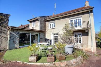Maison à vendre 230 000 € 5 pièces 4 chambres 140 m² 611 m² de terrain Bellevue Montceau-les-Mines 71300