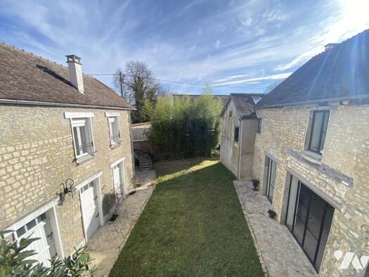 Maison à vendre 295 000 € 16 pièces 4 chambres 193 m² 850 m² de terrain Puiseaux 45390