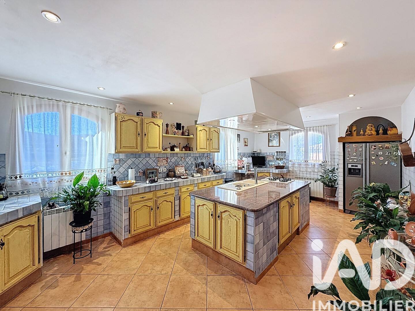 Maison à vendre, 267m², FLASSANS SUR ISSOLE