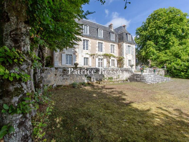 Maison à vendre, 500m², POITIERS
