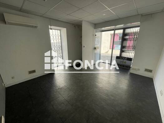 Local commercial à louer 430 € 18 m² de surface de vente Vergèze 30310