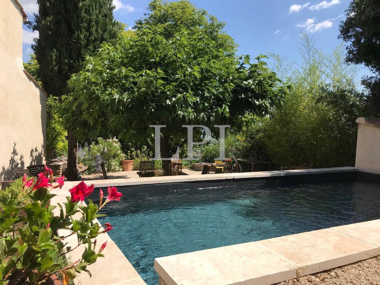 Maison à vendre, 148m², SAINT SATURNIN LES APT