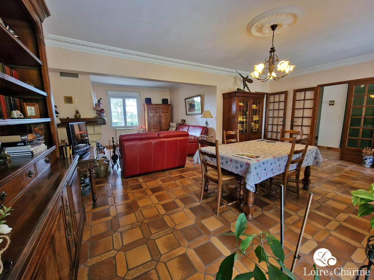 Maison à vendre, 150m², LES MONTILS