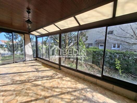 Maison à vendre 296 800 € 4 pièces 3 chambres 120 m² 915 m² de terrain Sud Bassens 33530