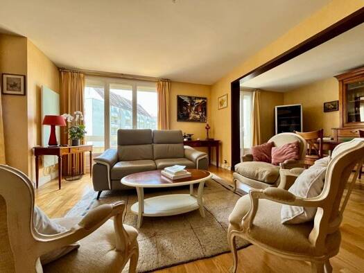 Appartement à vendre 472 500 € 7 pièces 5 chambres 177 m² Étage 4/5 Bannier-Coligny Orléans 45000