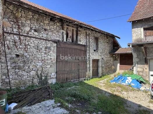 Ferme à vendre 80 000 € 3 pièces 2 chambres 120 m² Saint-Jean-de-Chevelu 73170