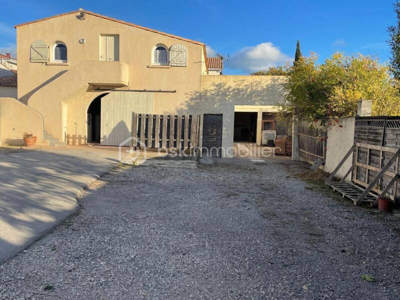 Maison à vendre, 200m², VIC LA GARDIOLE