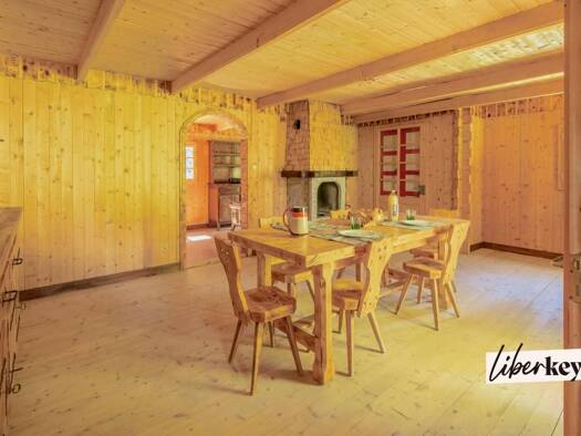 Chalet à vendre 255 000 € 5 pièces 3 chambres 57 m² 6 856 m² de terrain Les Villards-sur-Thônes 74230