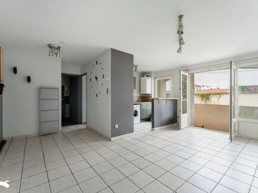 Appartement à vendre 159 000 € 2 pièces 1 chambre 42 m² Étage 1/3 Figuerolles Montpellier 34070