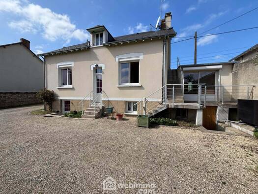 Maison à vendre 175 000 € 5 pièces 3 chambres 108 m² 2 532 m² de terrain Dangé Saint Romain 86220