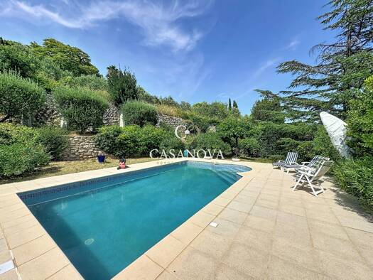 Maison à vendre 490 000 € 6 pièces 4 chambres 158 m² 1 221 m² de terrain Centre Ville Clermont-l'Hérault 34800