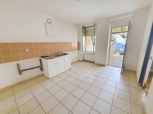 Maison de ville à vendre 125 000 € 4 pièces 3 chambres 95 m² 262 m² de terrain Dun-sur-Auron 18130
