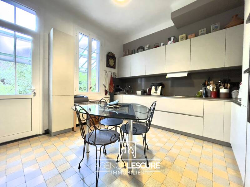 Maison à vendre, 270m², BORDEAUX