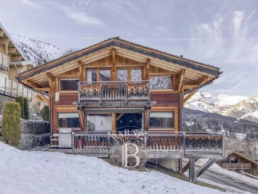 Chalet à vendre 1 490 000 € 5 pièces 4 chambres 172,6 m² 933 m² de terrain Les Houches 74310
