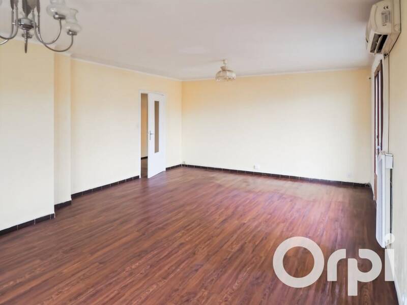 Maison à louer, 82m², BOLLENE