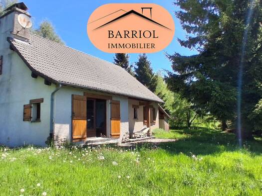 Maison à vendre 370 000 € 6 pièces 4 chambres 140 m² 2 500 m² de terrain Le Chambon-sur-Lignon 43400