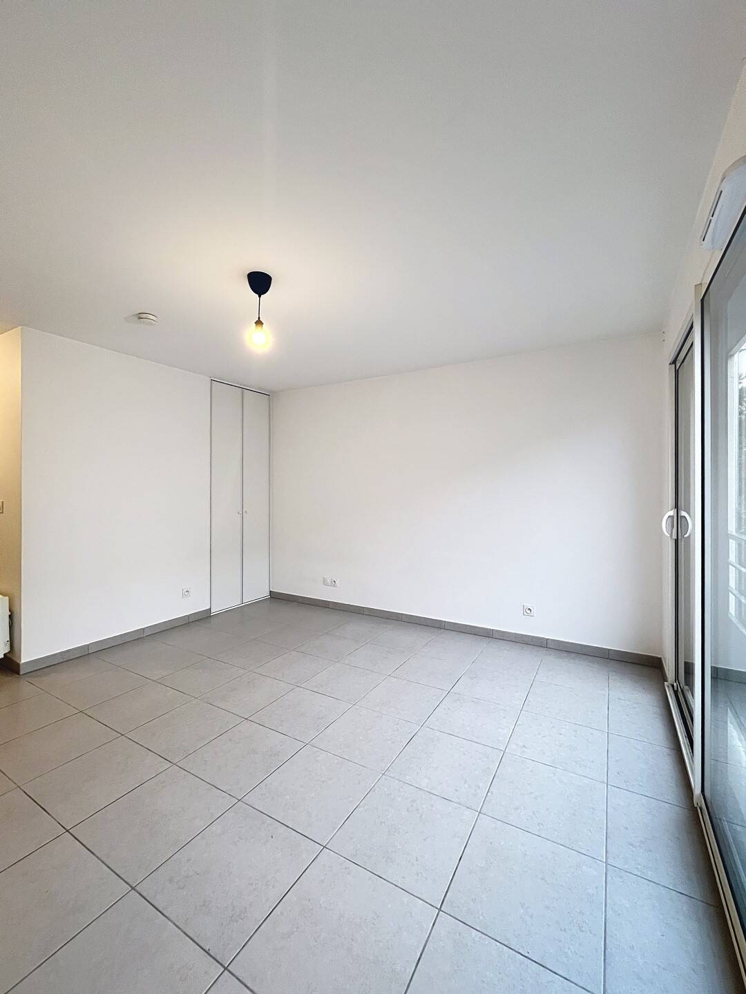 Maison à louer, 28m², VENISSIEUX