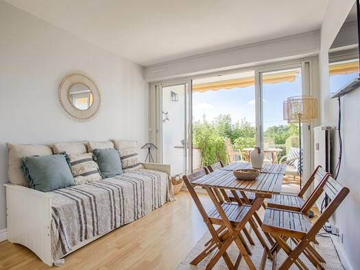 Appartement à louer 840 € 2 pièces 1 chambre 30 m² 5 étages Port Littoral-Ville Nord Trouville sur Mer 14360