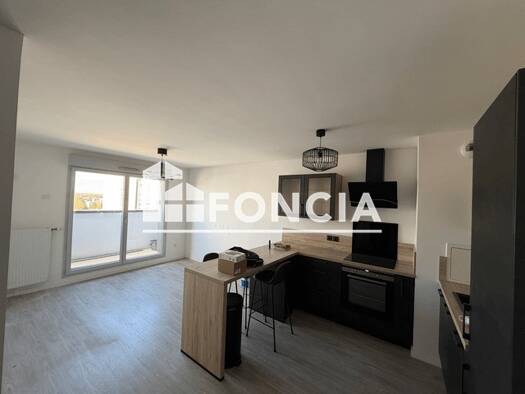 Appartement à louer 1 100 € 3 pièces 2 chambres 55,3 m² 7ème étage Bourgogne Les Ulis 91940