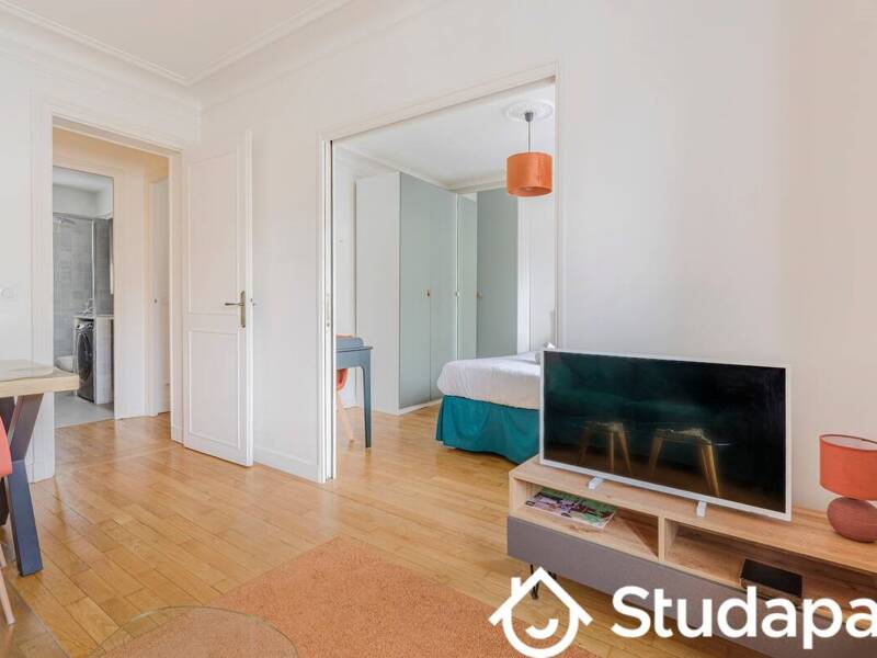 Maison à louer, 42m², PARIS 18E