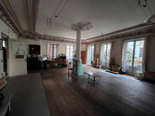 Immeuble à vendre 465 000 € 461 m² Centre Château-Thierry 02400