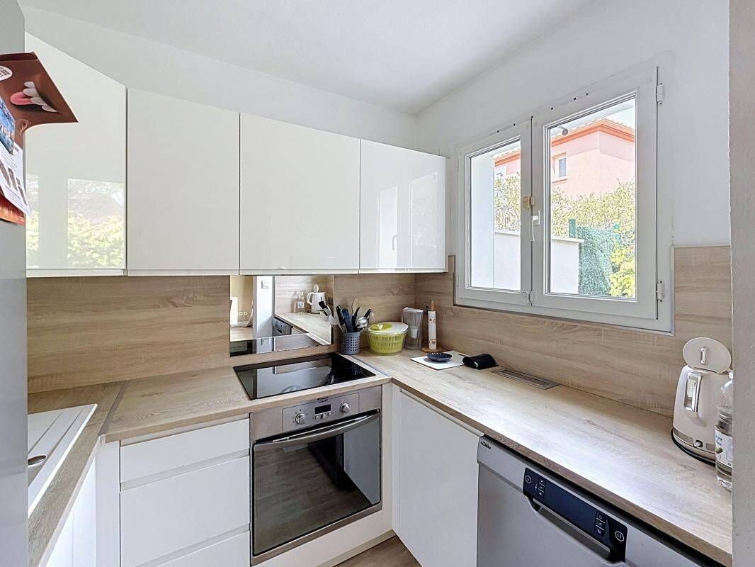 Maison À Louer — 6
