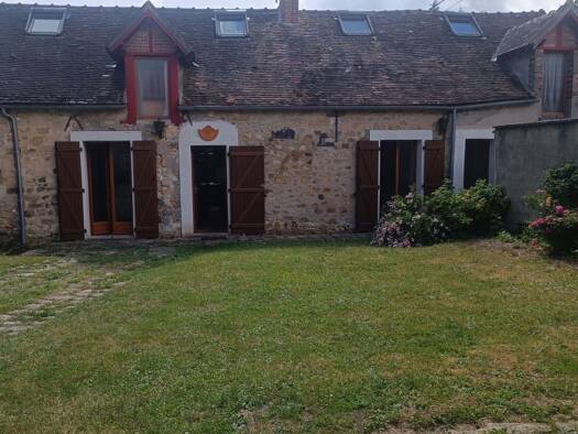 Maison à vendre 172 000 € 4 pièces 2 chambres 94 m² 373 m² de terrain Montmachoux 77940