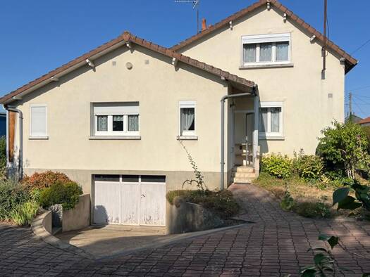 Maison à vendre 139 900 € 6 pièces 3 chambres 102 m² 936 m² de terrain Saint-Ouen 41100