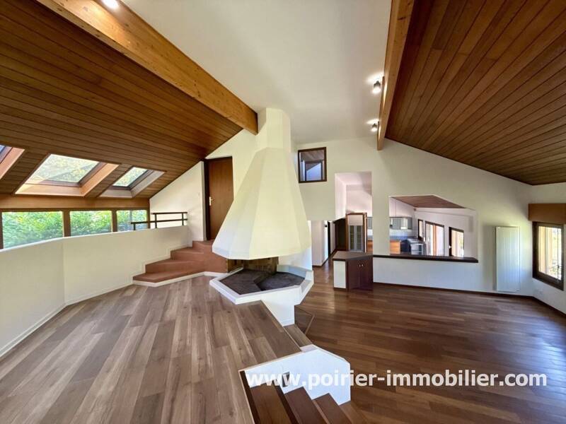 Maison à louer, 233m², ALLINGES