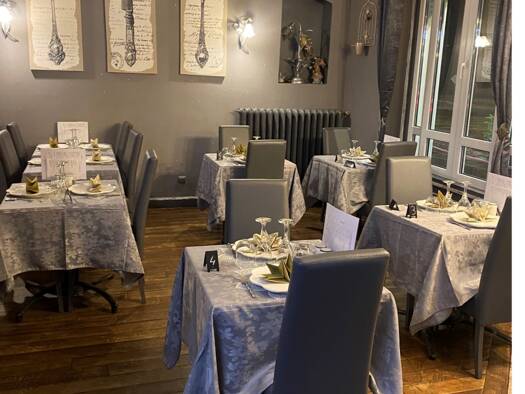 Restaurant à vendre Fonds de commerce 210 000 € 100 m² d'espace de restauration Fontainebleau 77300