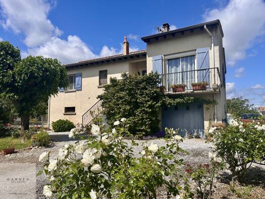 Maison de plain-pied à vendre 229 000 € 4 pièces 3 chambres 104 m² 1 200 m² de terrain Viviers-lès-Montagnes 81290