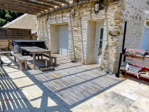 Maison à louer 1 980 € 5 pièces 2 chambres 144,8 m² 1 000 m² de terrain Montmeyran 26120