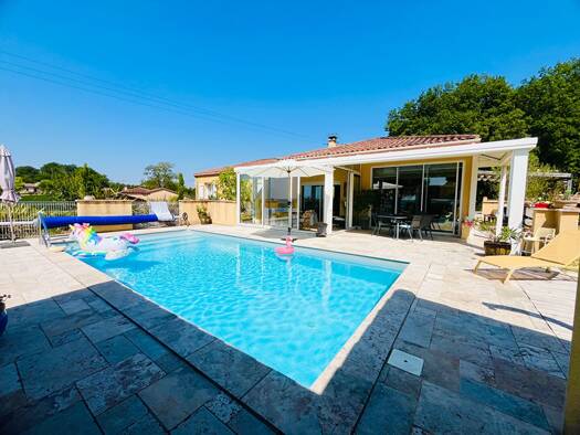 Maison de plain-pied à vendre 385 000 € 4 pièces 3 chambres 162 m² 1 567 m² de terrain Lougratte 47290