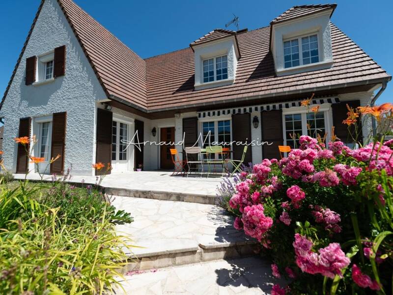 Maison à vendre, 195m², ORRY LA VILLE