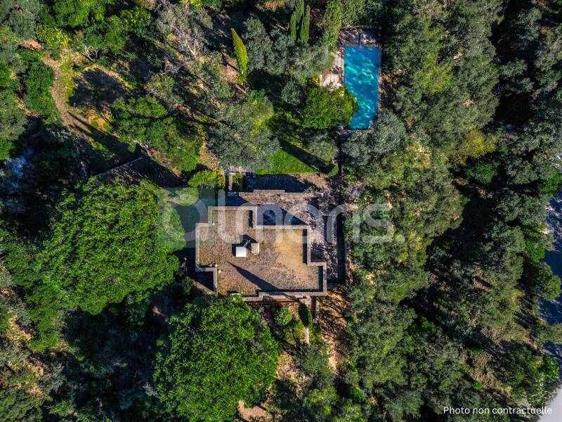 Maison à vendre, 182m², BORMES LES MIMOSAS