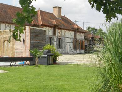 Maison à vendre 727 000 € 14 pièces 7 chambres 550 m² 40 000 m² de terrain Laubressel 10270