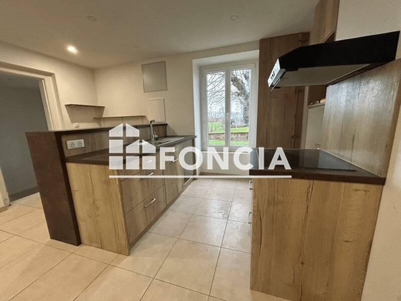 Maison à louer, 116m², COMMELLE VERNAY