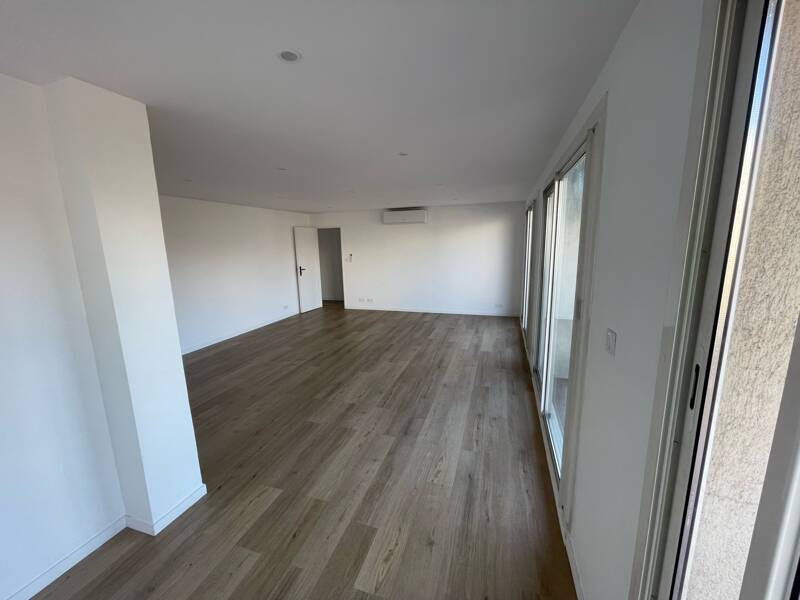 Maison à louer, 92m², MARSEILLE 5E