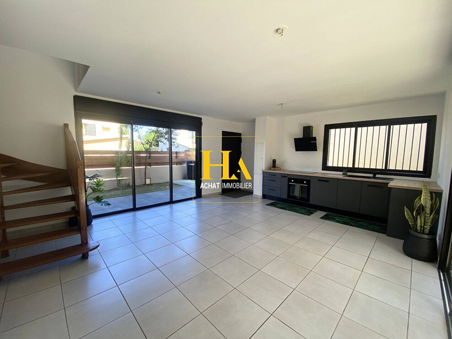 Maison à vendre, 94m², SAINT PIERRE