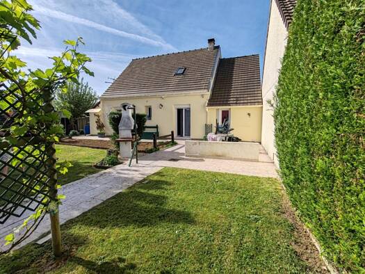 Maison à vendre 250 000 € 7 pièces 3 chambres 96 m² 585 m² de terrain Villers-Cotterêts 02600