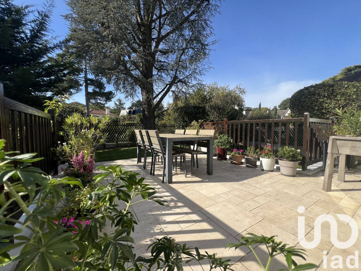 Maison à vendre, 263m², MARNES LA COQUETTE