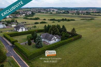 Maison à vendre 360 000 € 8 pièces 5 chambres 276 m² 9 035 m² de terrain Holving 57510