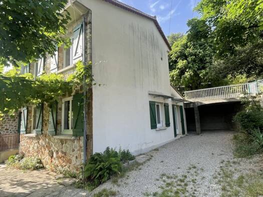 Maison à vendre 229 000 € 5 pièces 4 chambres 119 m² 640 m² de terrain Saint-Jean-du-Gard 30270