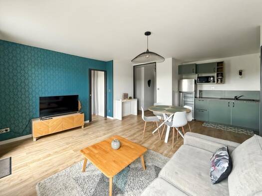 Appartement à louer 900 € 3 pièces 2 chambres 48,9 m² 1er étage Arc en Ciel Tournefeuille 31170