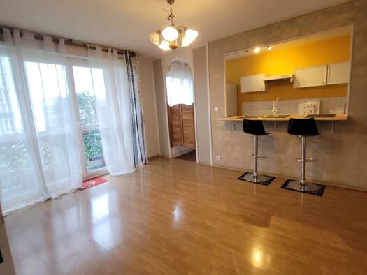 Appartement à vendre 62 000 € 2 pièces 1 chambre 54 m² 6 étages Caucriauville Le Havre 76610