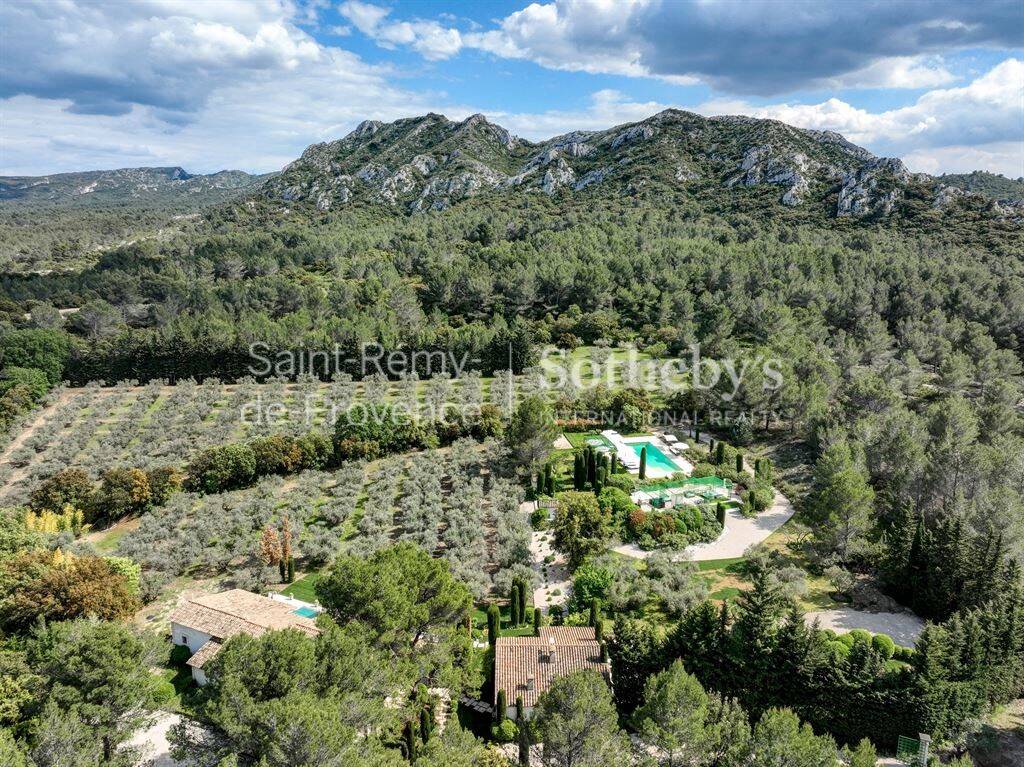 Maison à vendre, 280m², EYGALIERES