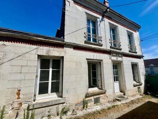 Maison à vendre 81 360 € 4 pièces 2 chambres 76 m² 938 m² de terrain Châtillon-sur-Indre 36700